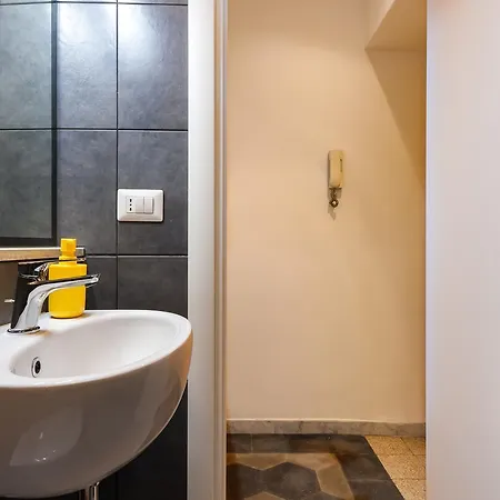 A Casa Di Ale E Lalla Apartment