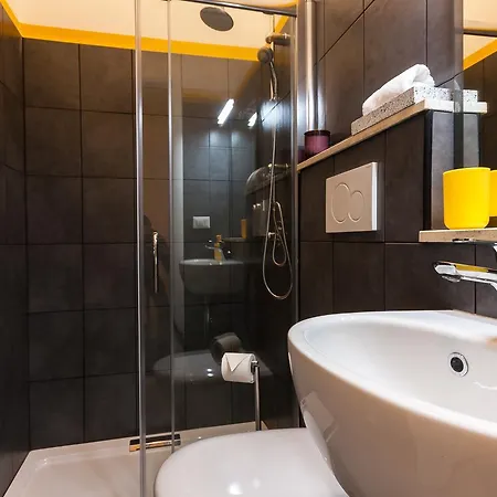 A Casa Di Ale E Lalla *